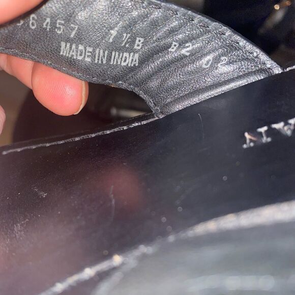 Cole Haan black thong leather sandals Flip Flops Woman’s Size 7.5B - Picture 8 of 10